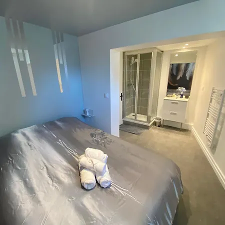 Apartment Sejour Au Coeur Du Centre, Proche De La Republique